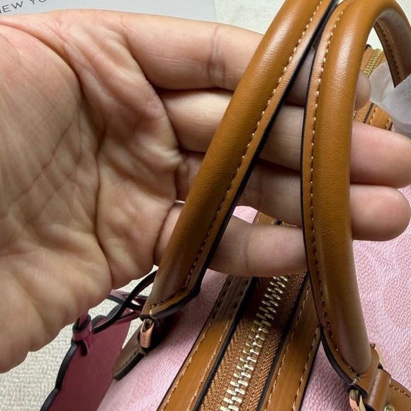 🍓Coach Medium Rowan Satchel In Signature Canvas Powder Pink With Charms - Picture 7 of 9